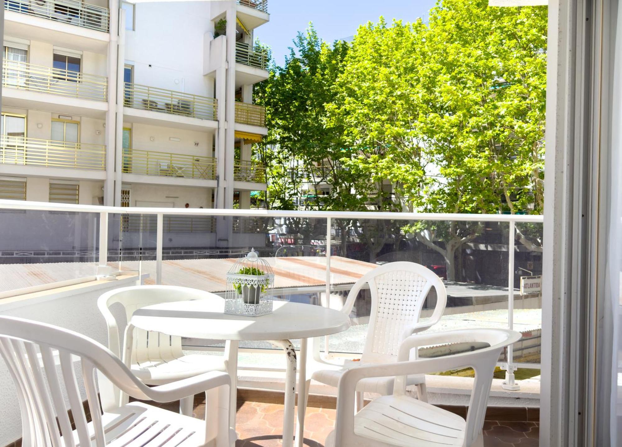 Rentalmar Atlantida Apartamentos Salou Eksteriør billede